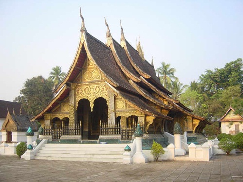 ท่องเที่ยว ลาว